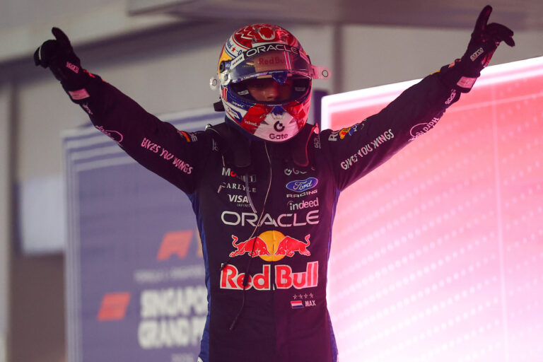 Formula 1 | GP Singapore: Verstappen domina a Marina Bay! Leclerc secondo, Antonelli terzo. Hamilton chiude sesto